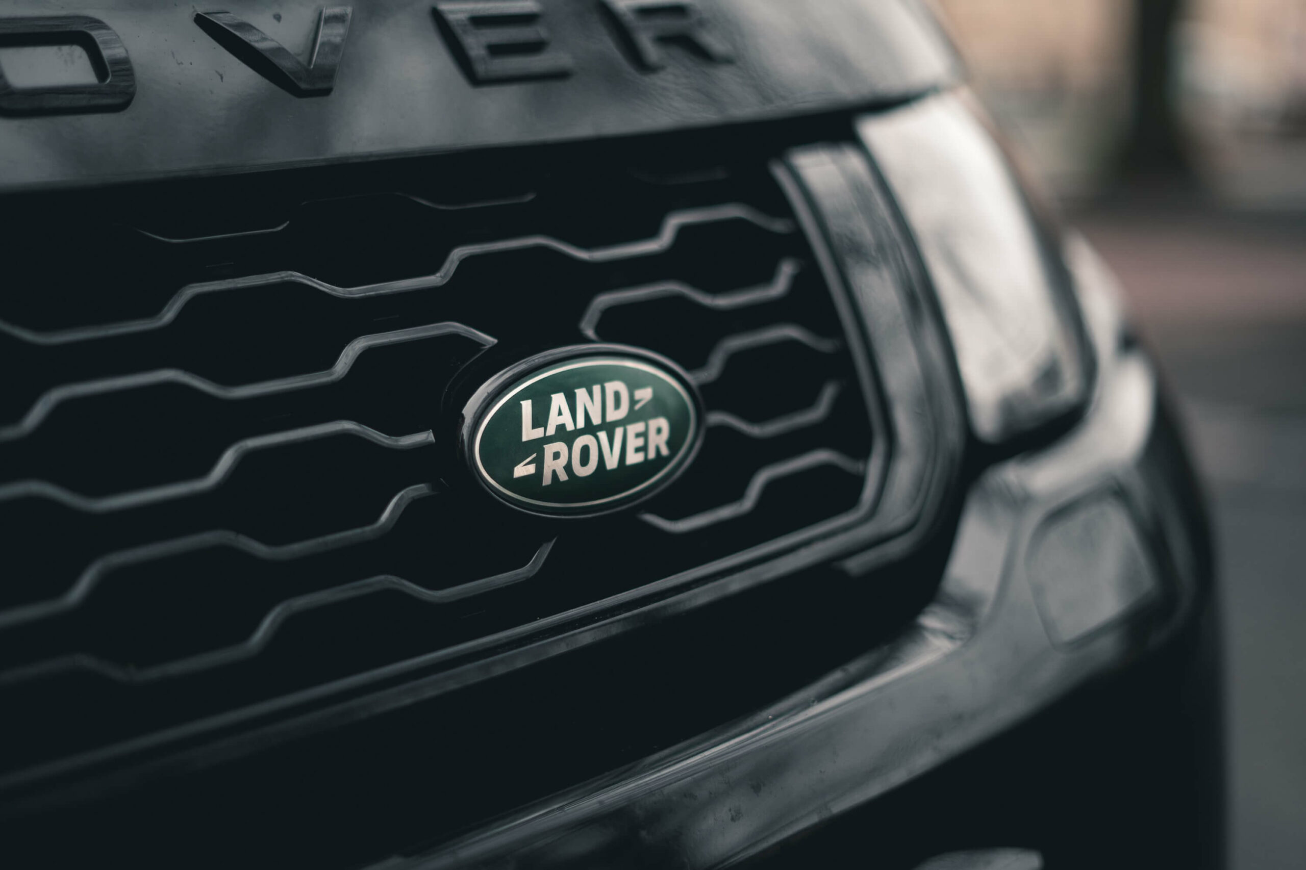 Land Rover logo